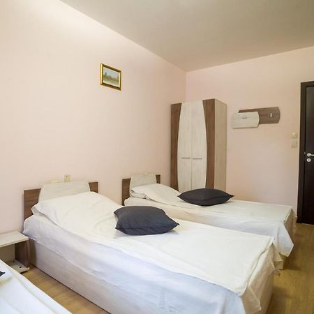 Byala  Hotel Verona מראה חיצוני תמונה